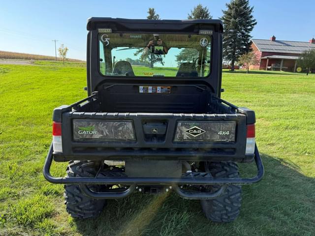 Image of John Deere XUV 835M equipment image 2