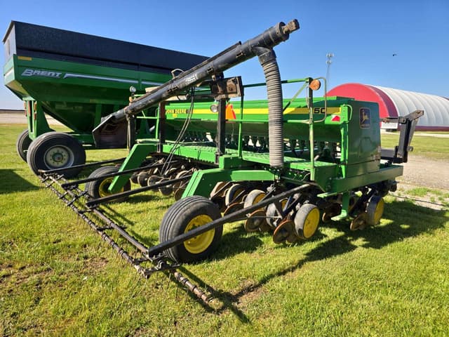Image of John Deere 750 equipment image 3