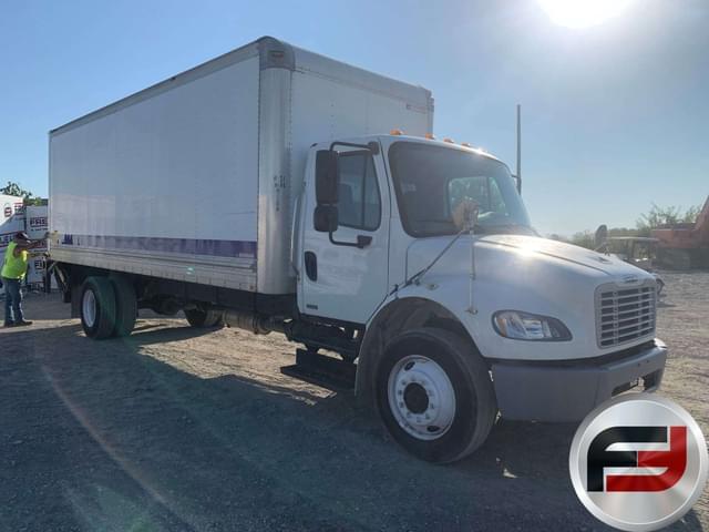 Image of Freightliner M2 equipment image 2