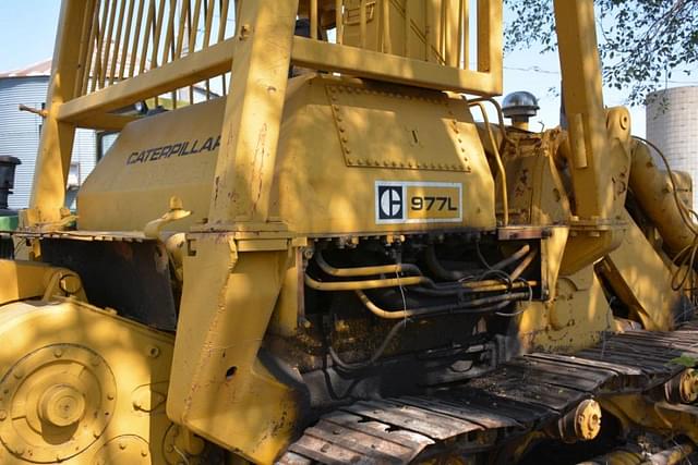 Image of Caterpillar 977L equipment image 2