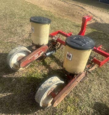 Main image International Harvester 185