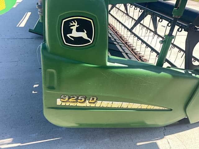 Image of John Deere 925D equipment image 1