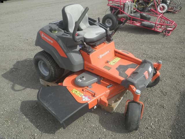 Image of Husqvarna Z254F equipment image 2