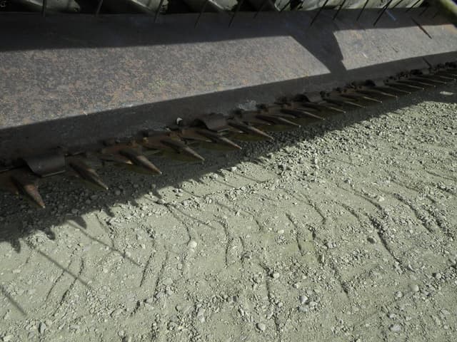 Image of New Holland 479 equipment image 4