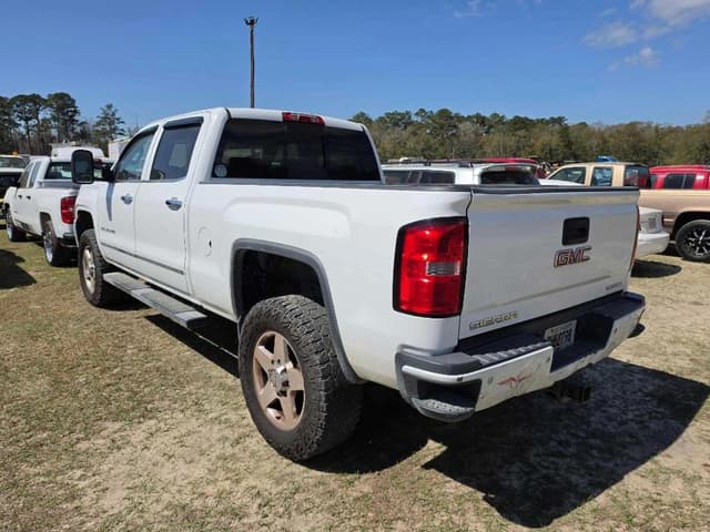 Image of GMC 2500 equipment image 2