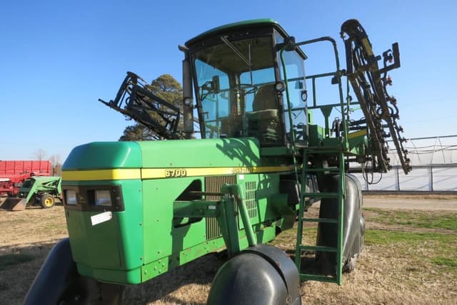 Image of John Deere 6700 equipment image 3