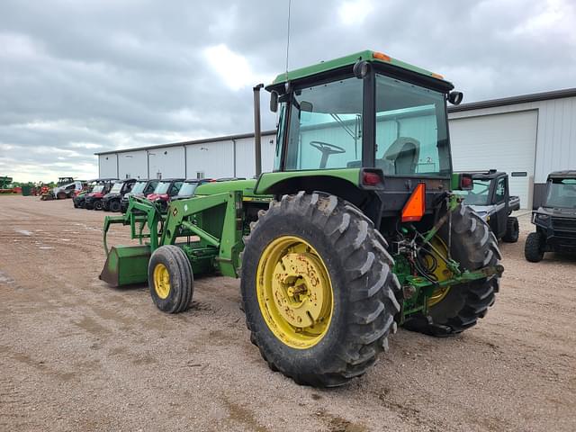Image of John Deere 2950 equipment image 3