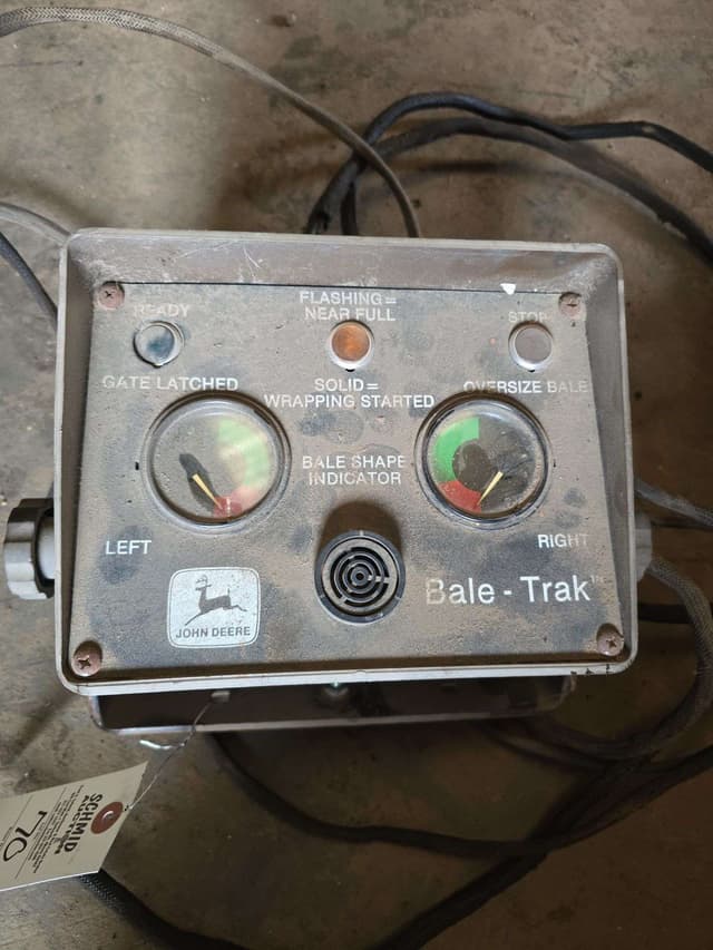 Image of John Deere 535 equipment image 3