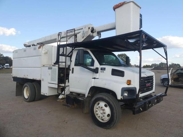 Image of GMC C7500 equipment image 1