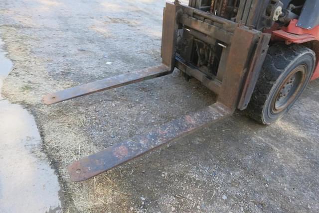 Image of Toyota 7FGU30 equipment image 3