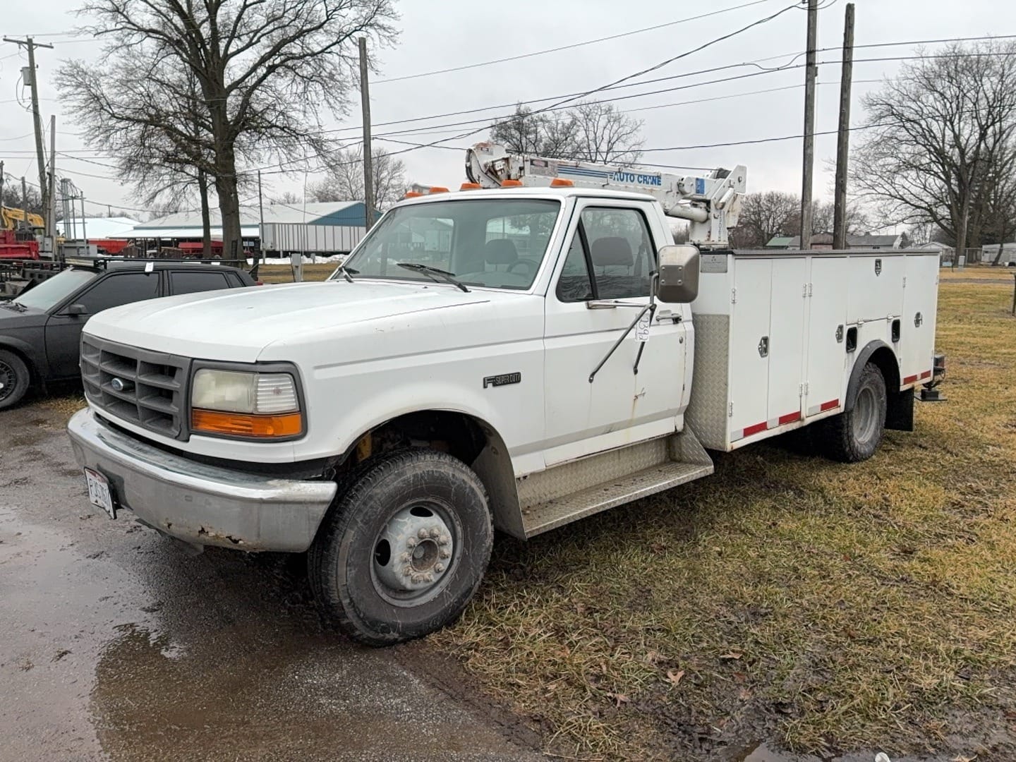 1993 Ford F-Super Duty Equipment Image0