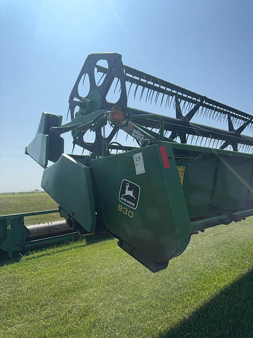 Image of John Deere 930 Primary image