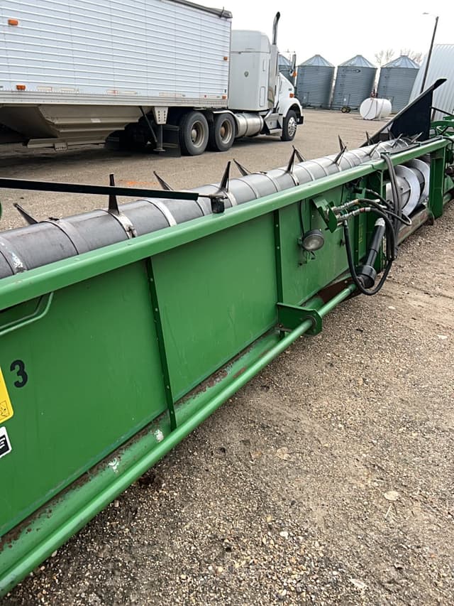 Image of John Deere 930 equipment image 4