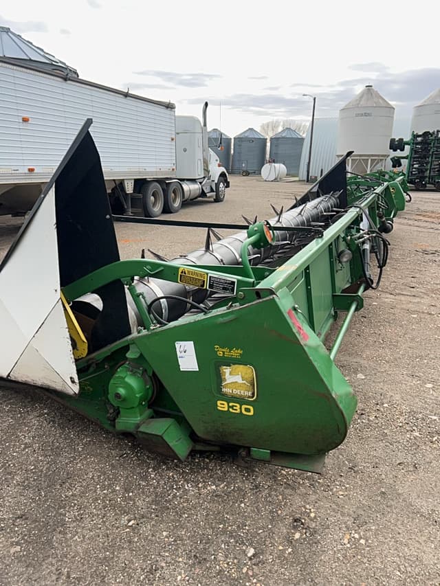 Image of John Deere 930 equipment image 1