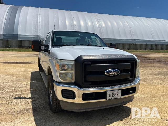 Image of Ford F-250 equipment image 3