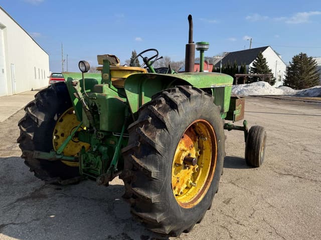 Image of John Deere 4020 equipment image 3