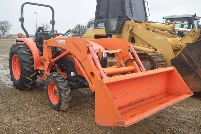 Image of Kubota L4701 equipment image 3