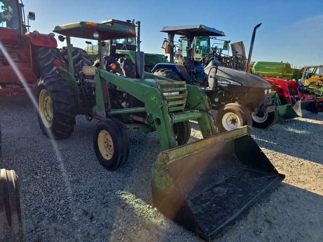 Image of John Deere 2040 equipment image 2