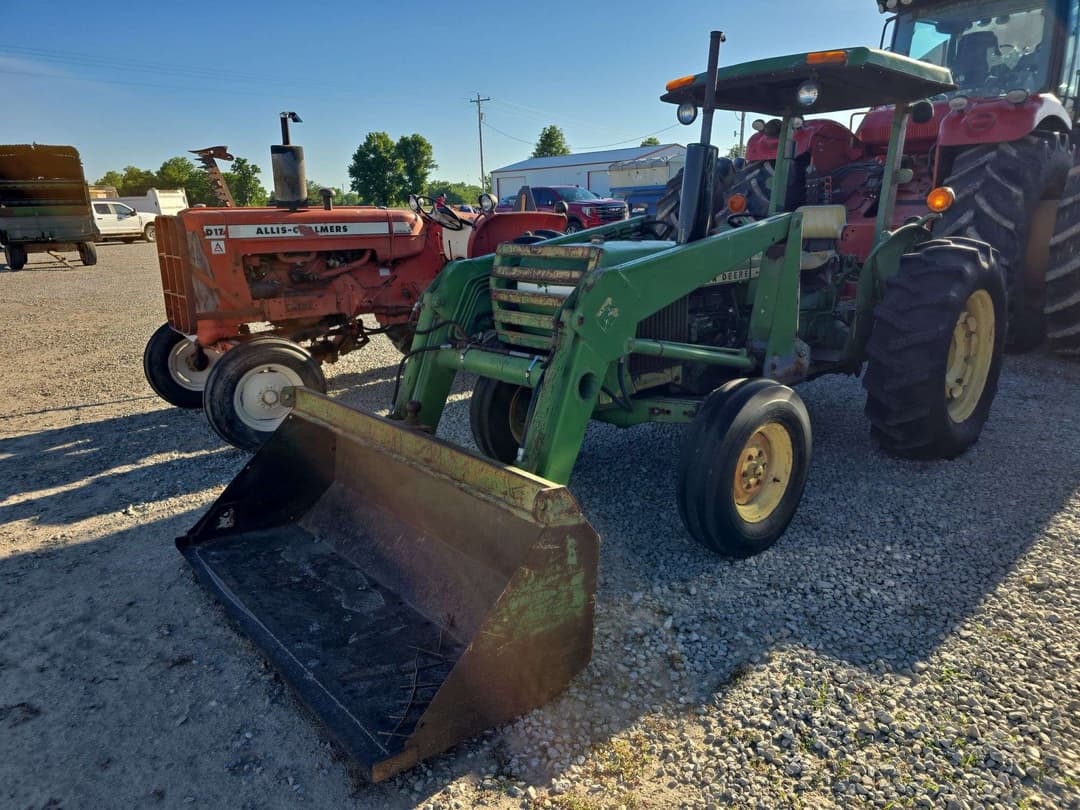 Image of John Deere 2040 Primary image