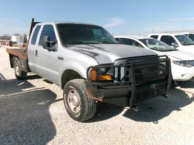 Image of Ford F-250 equipment image 4