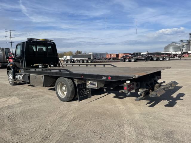 Image of International MV607 equipment image 2