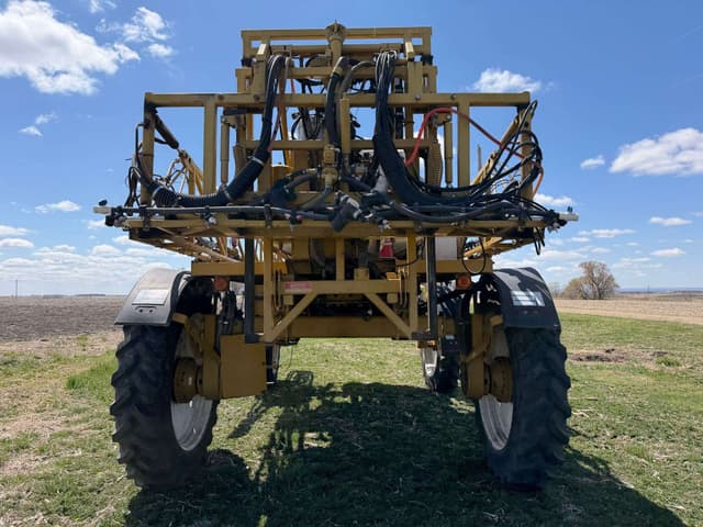 Image of Ag-Chem RoGator 854 equipment image 4