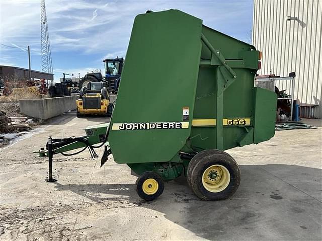 Image of John Deere 566 equipment image 3