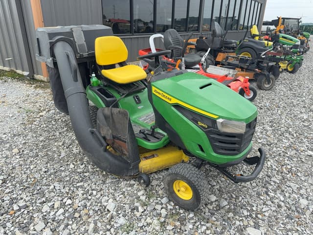 Image of John Deere S140 equipment image 1
