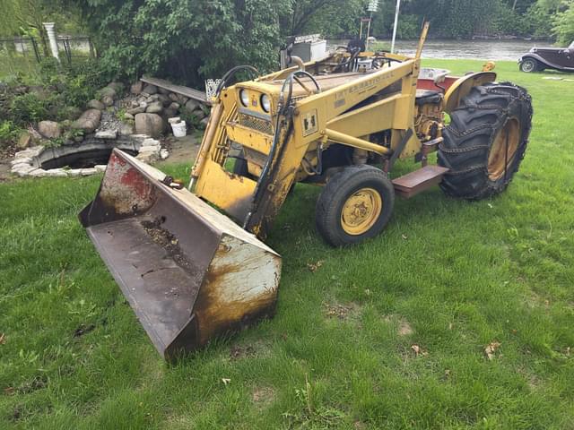 Image of International Harvester 2606 equipment image 2