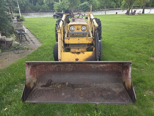 Image of International Harvester 2606 equipment image 4