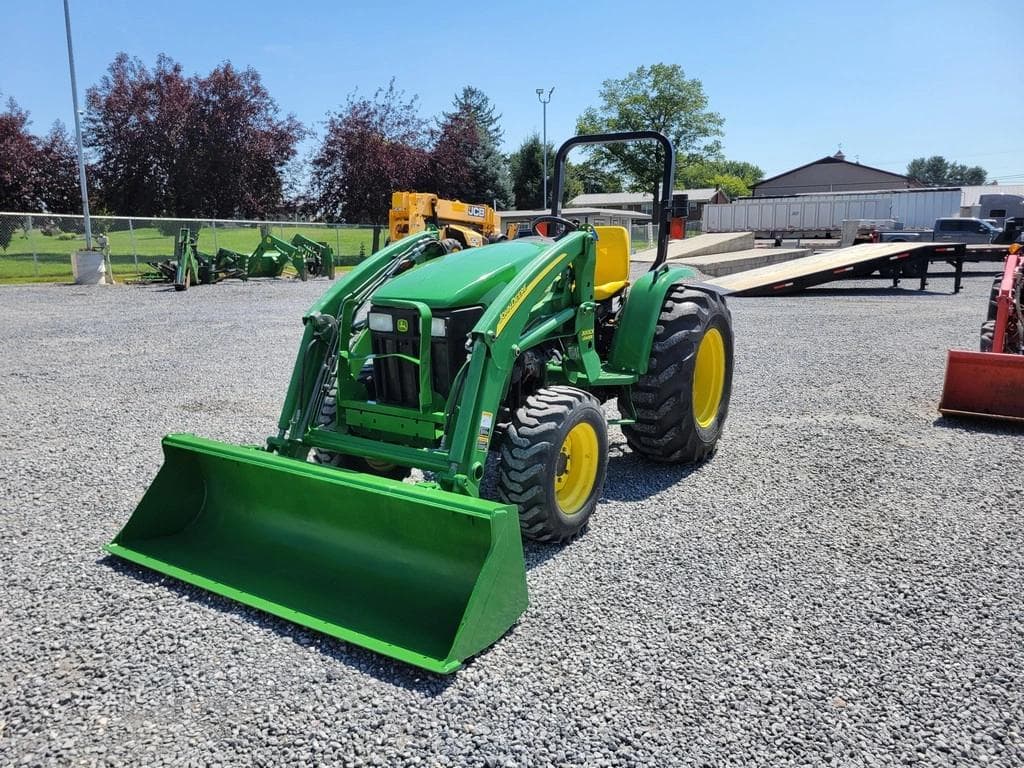 Image of John Deere 4105 Primary image