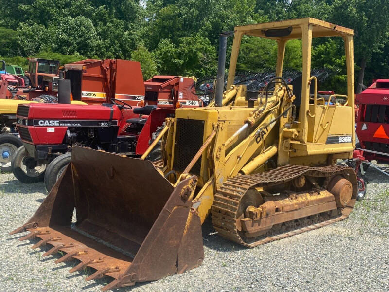 1996 Caterpillar 935B Equipment Image0