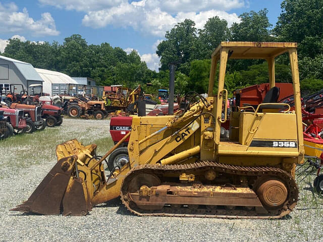 Image of Caterpillar 935B equipment image 1