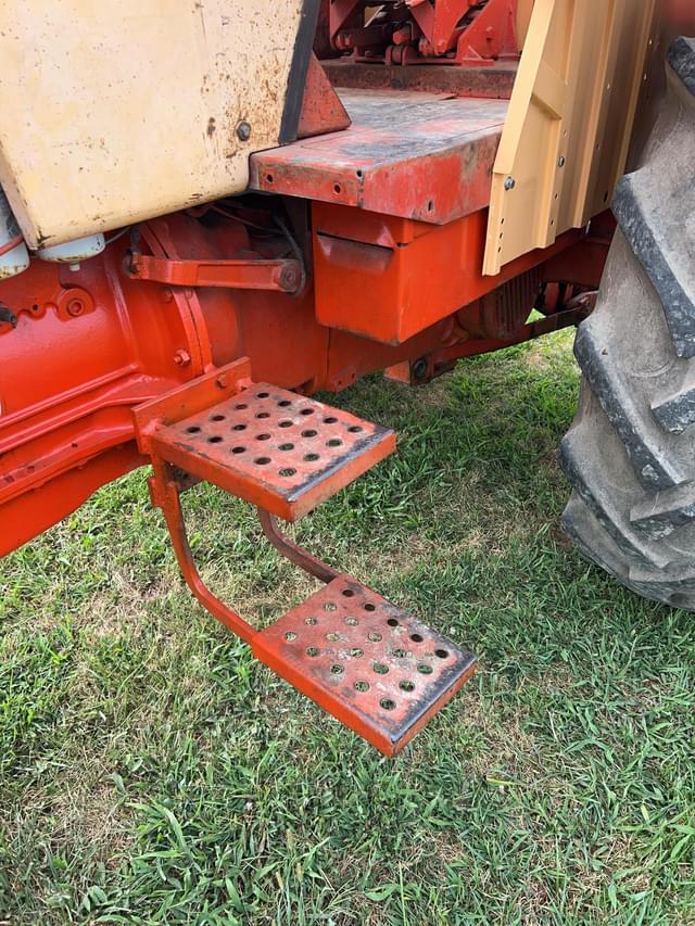 Image of J.I. Case 870 equipment image 4