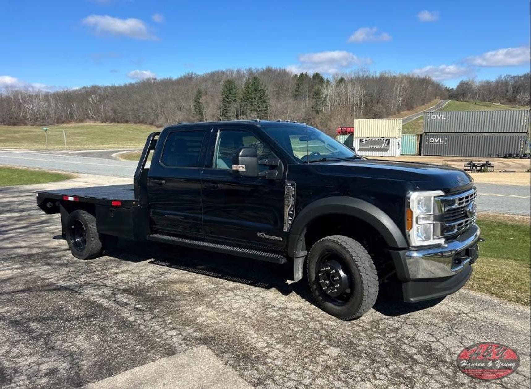 2024 Ford F-450 Equipment Image0
