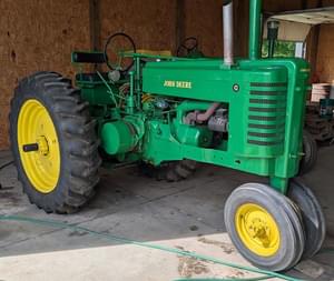 1948 John Deere G Image