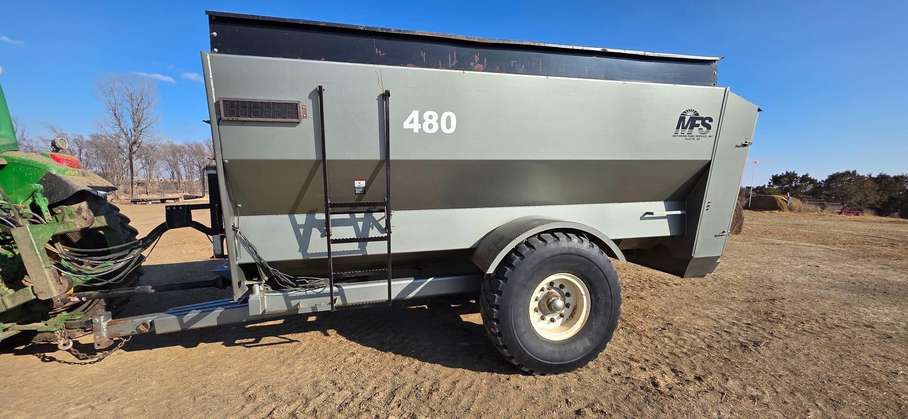 2016 MFS 480 Equipment Image0