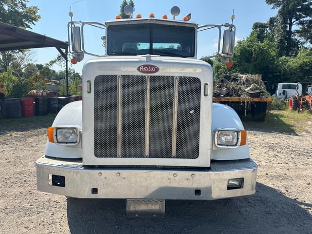 Image of Peterbilt 367 equipment image 1