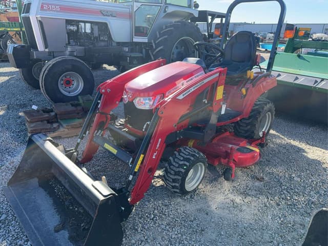 Image of Massey Ferguson GC1723E equipment image 1