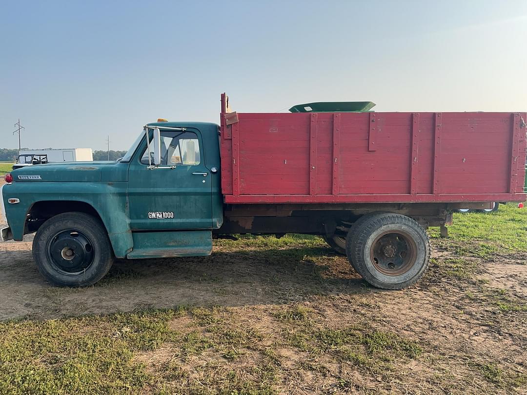 Image of Ford F-500 Primary image