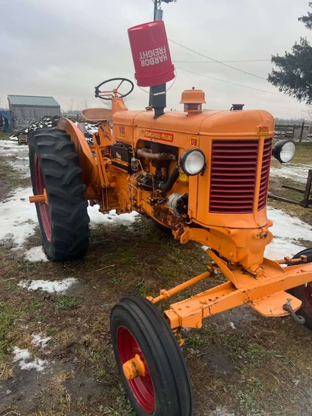 Image of Minneapolis-Moline UB equipment image 3