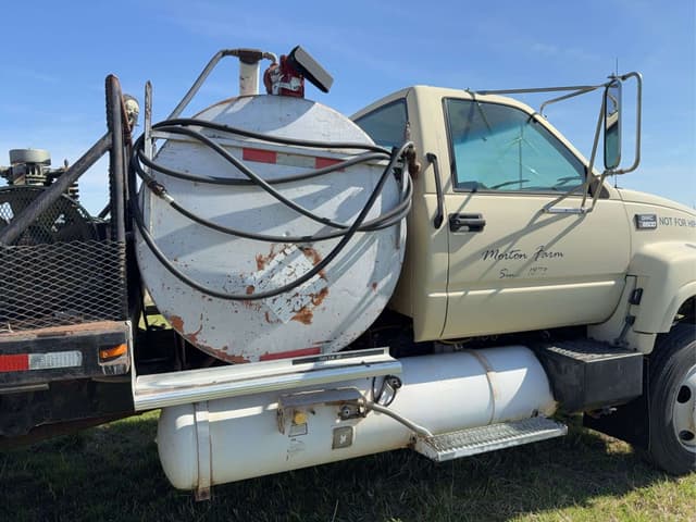 Image of GMC C6500 equipment image 3