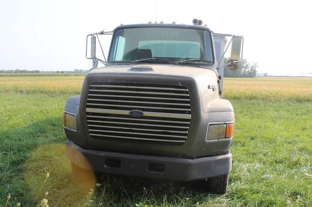 Image of Ford Aeromax L9000 equipment image 1