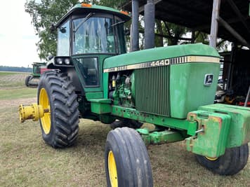 Main image John Deere 4440