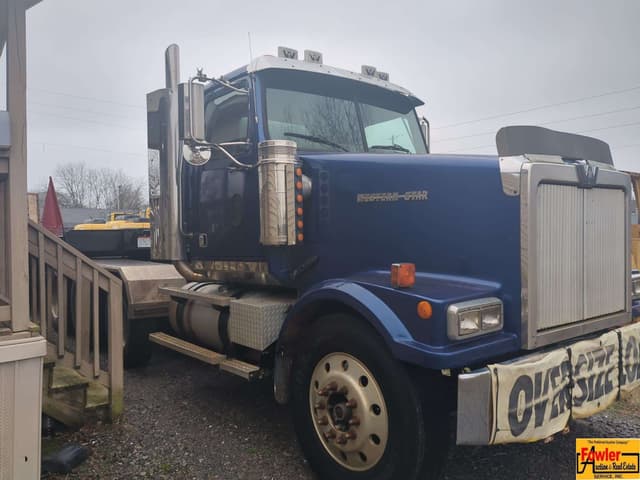 Image of Western Star 4964EX equipment image 3