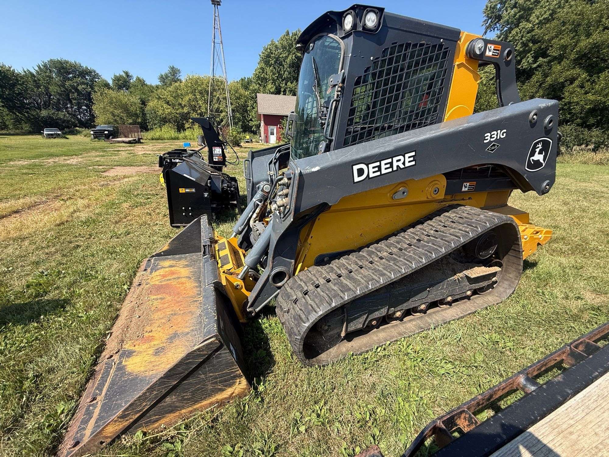 John Deere 331G Equipment Image0