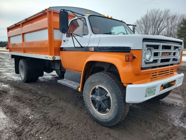 Image of GMC 7000 equipment image 1