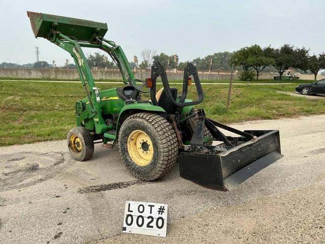 Image of John Deere 3120 equipment image 1