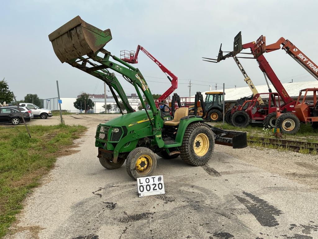 Image of John Deere 3120 Primary image