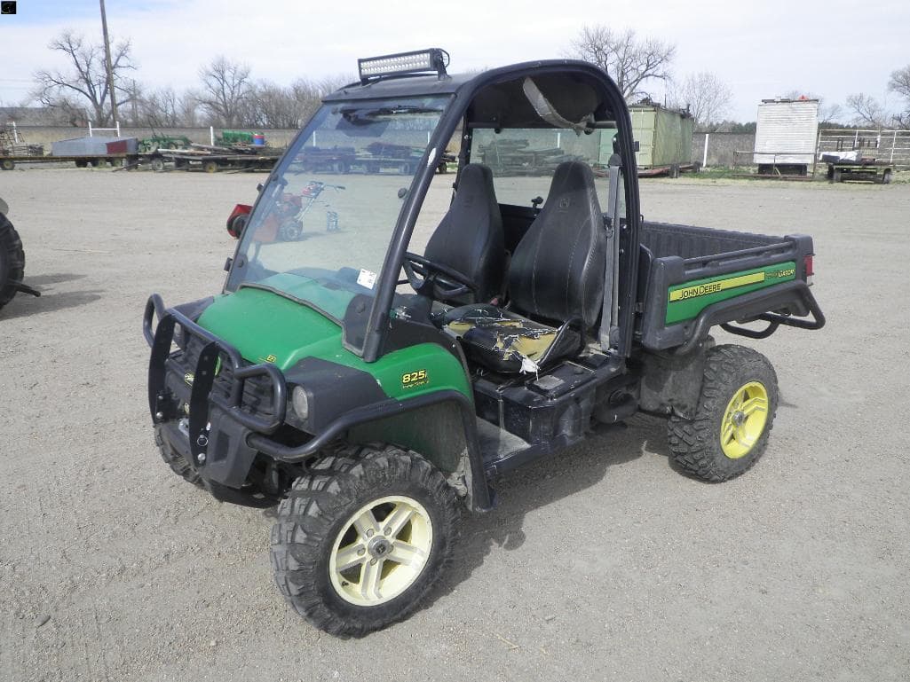 Image of John Deere Gator XUV 825i Primary image